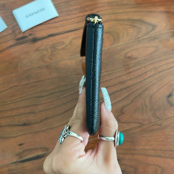 Coach Black Leather Wristlet Wallet Purse Card Holder with Gold Hardware - Picture 6 of 9